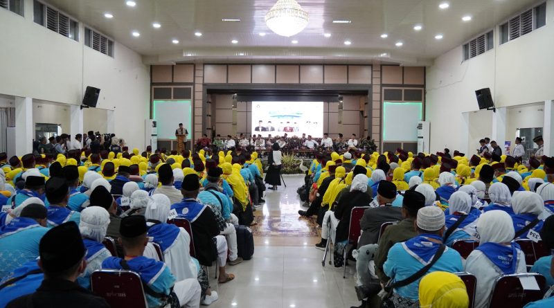 KLOTER Perdana Jemaah Haji Provinsi Jambi 2026 Diberangkatkan ke Tanah Suci