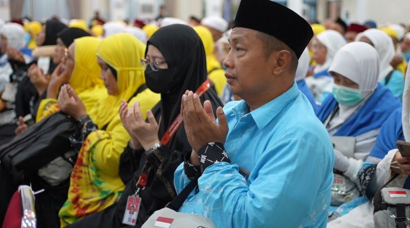 Jemaah Haji Provinsi Jambi Ungkap Haru dan Syukur Tiba di Tanah Air
